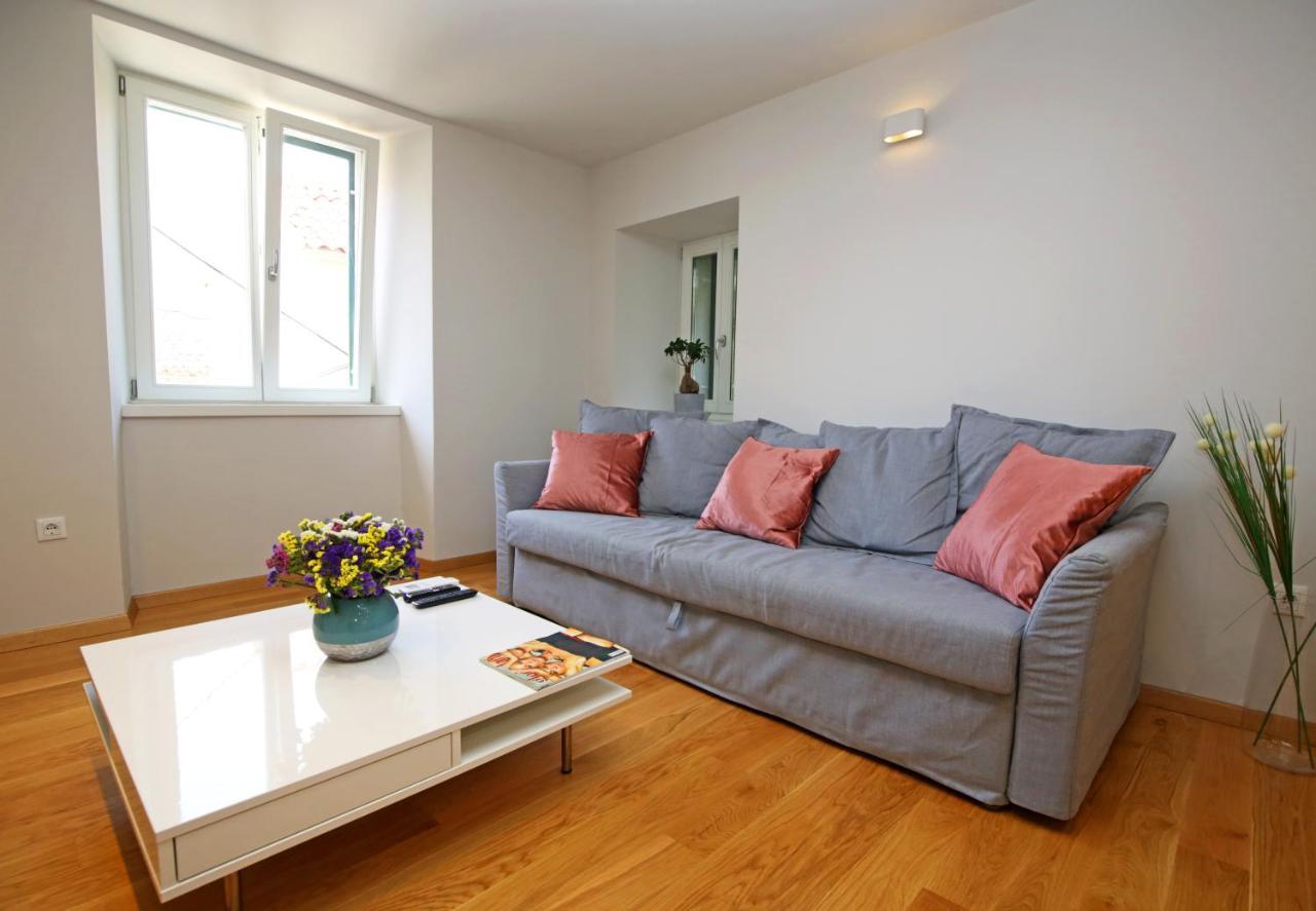 Apartment Volat Σίμπενικ Εξωτερικό φωτογραφία